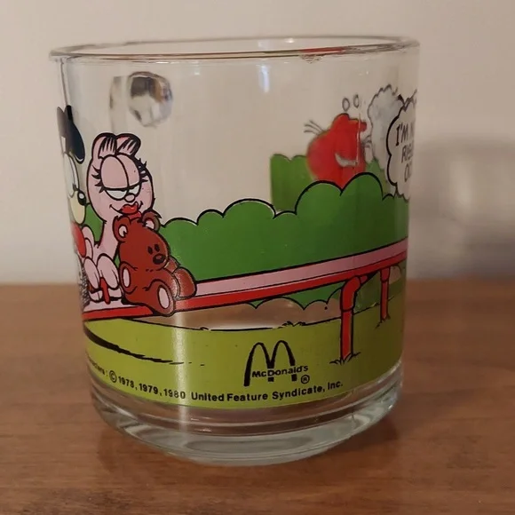 Vtg.1978 Garfield McDonald's Glass Mugs - Picture 10 of 16